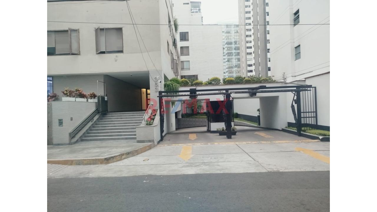 Se Vende Departamento En San Isidro